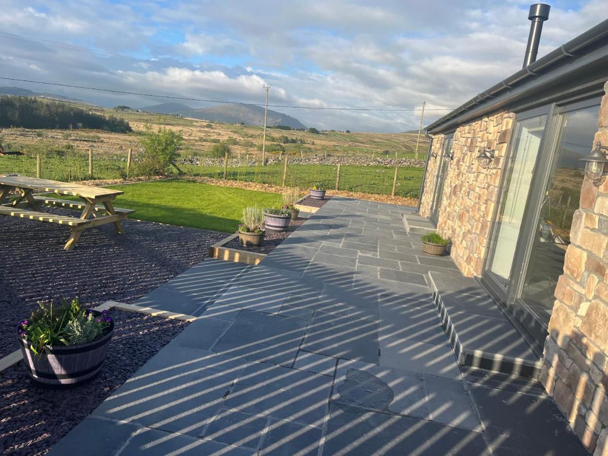 Hedd Wen Villa Llanllyfni Exterior photo